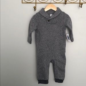 ON 6-12 fleece bodysuit